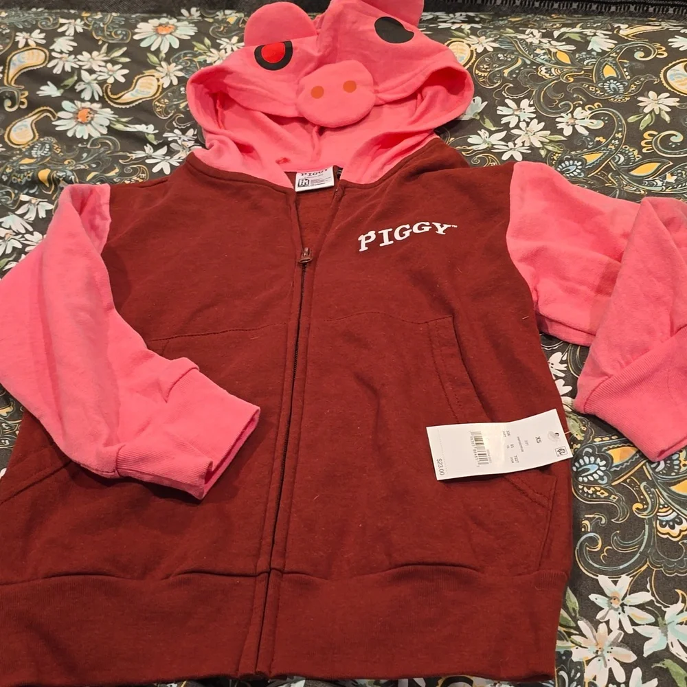 ❤️10/$40 New Piggy Pink and Brown Hoodie